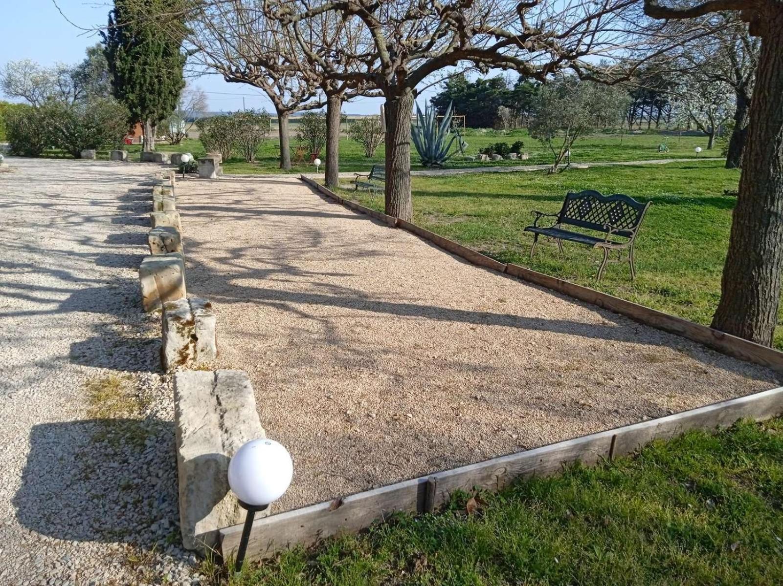 Mas Maurane - L'Olivier Avec Spa Prive Aux Portes D'Arles Tarascon Ngoại thất bức ảnh